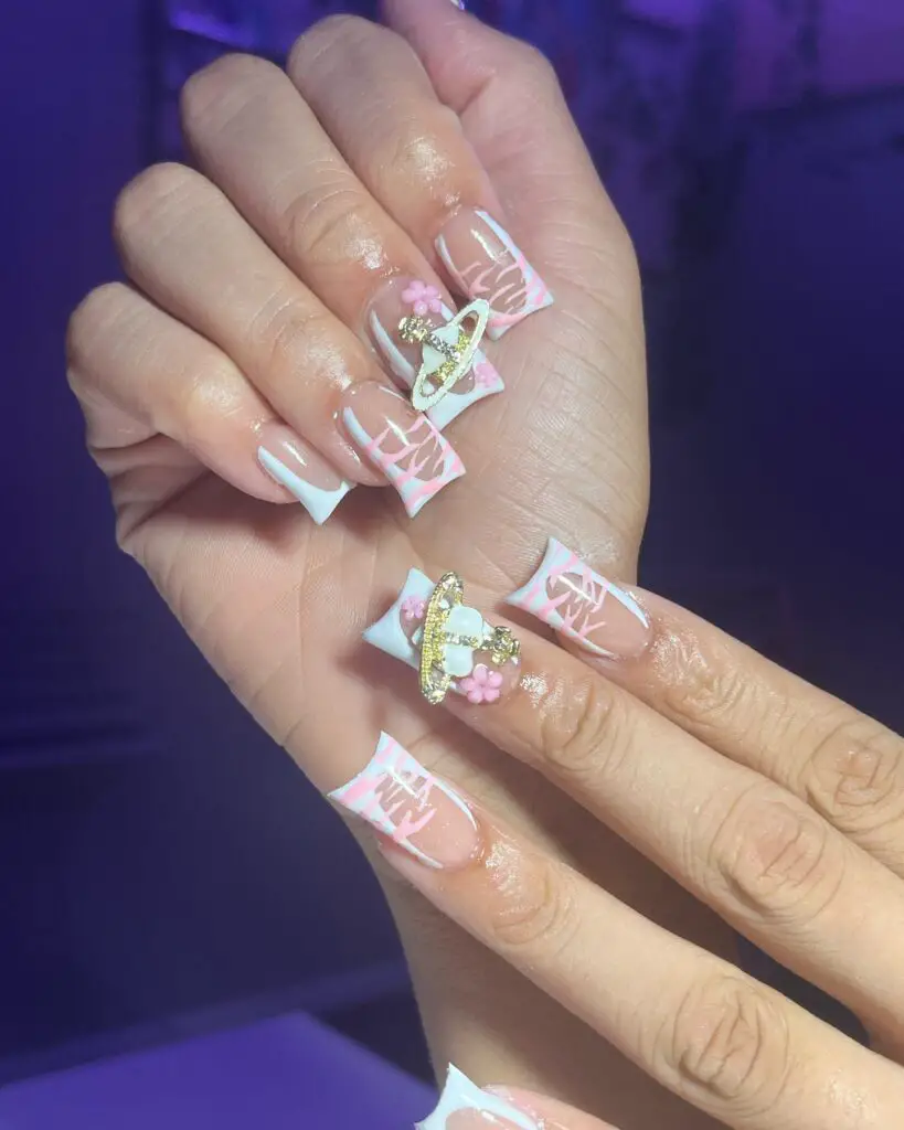 Elegant White & Pink Floral Accents
